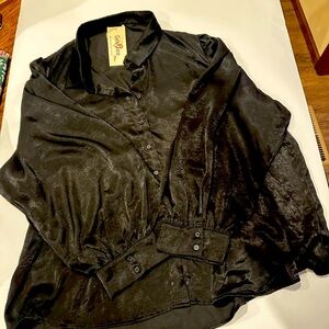 Black, silky feel blouse, nwt, GeeGee brand. 3x